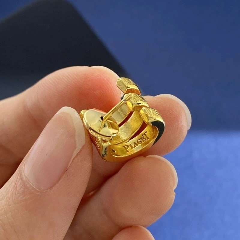 Piaget Earrings Practical 209147