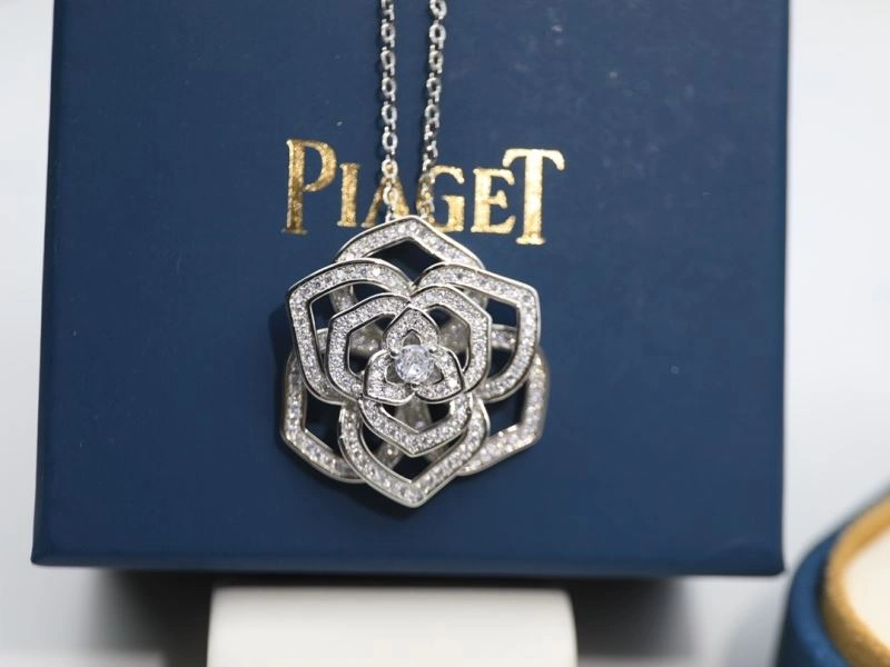 Piaget Necklaces Upgraded 213839
