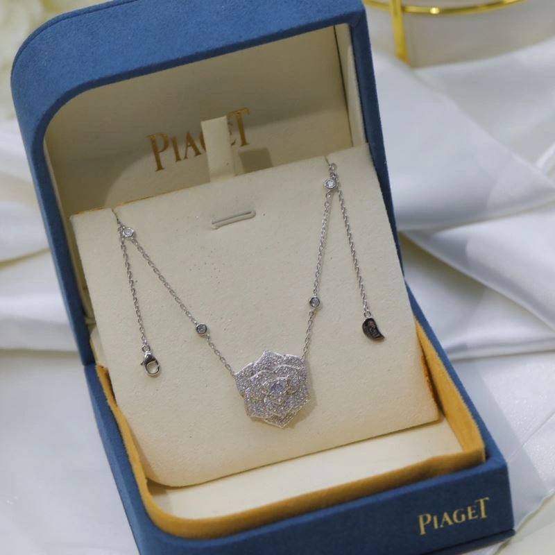 Casual Piaget Necklaces 213834