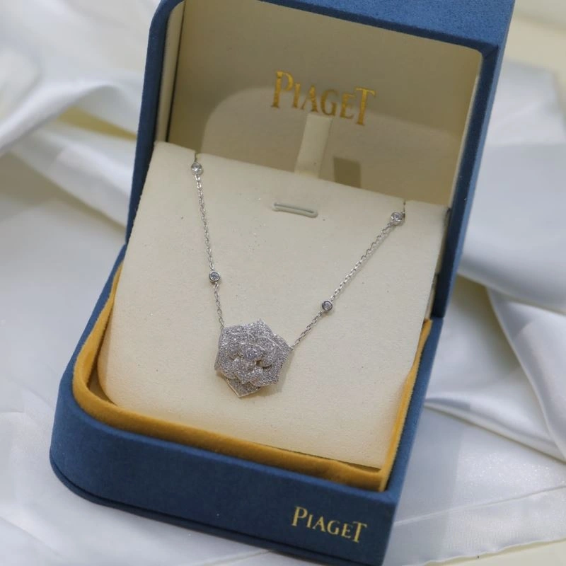 Casual Piaget Necklaces 213834
