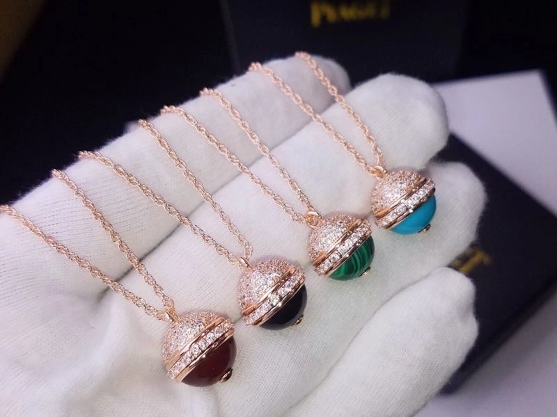Piaget Necklaces FreshLook 212845
