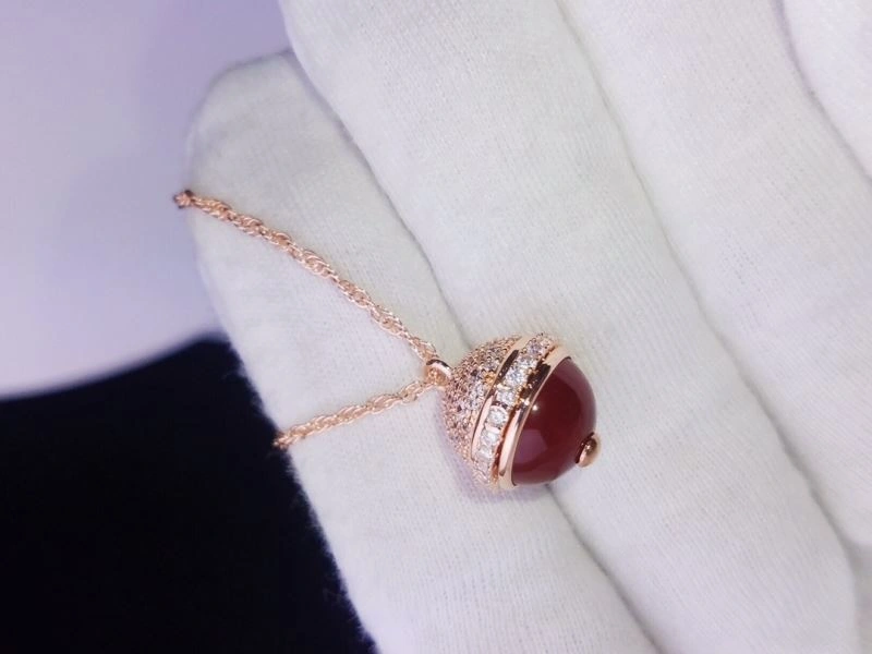 Piaget Necklaces FreshLook 212845