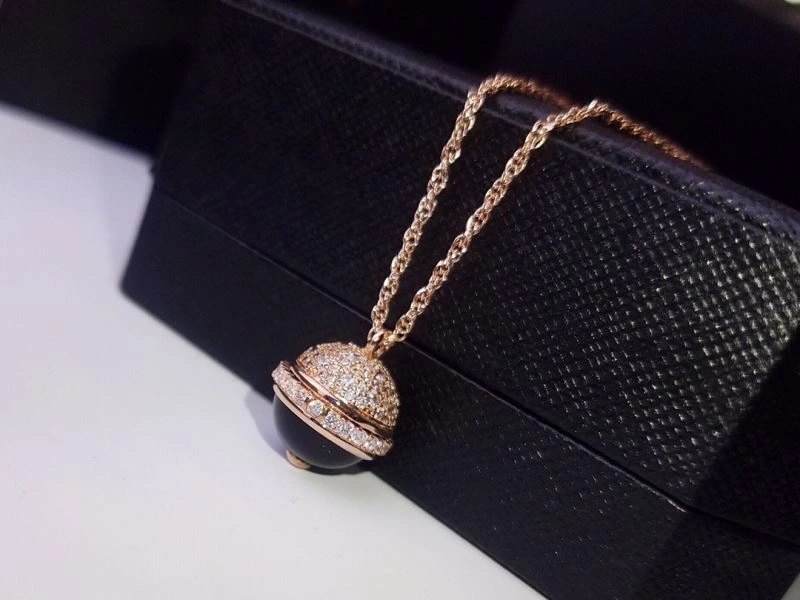 Fashionable Piaget Necklaces 211778