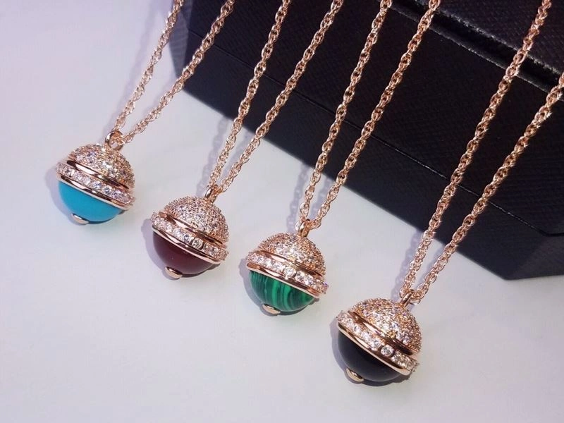 Fashionable Piaget Necklaces 211778