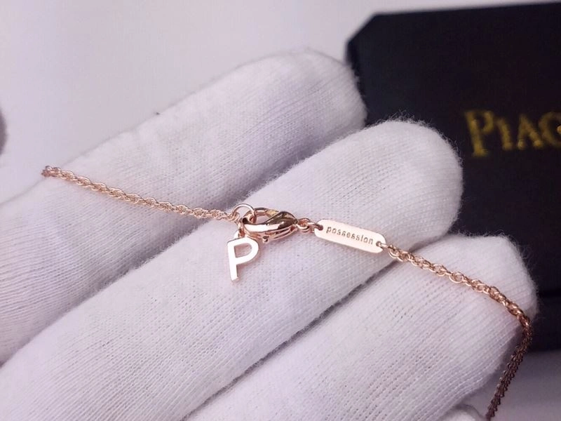 Fashionable Piaget Necklaces 211778