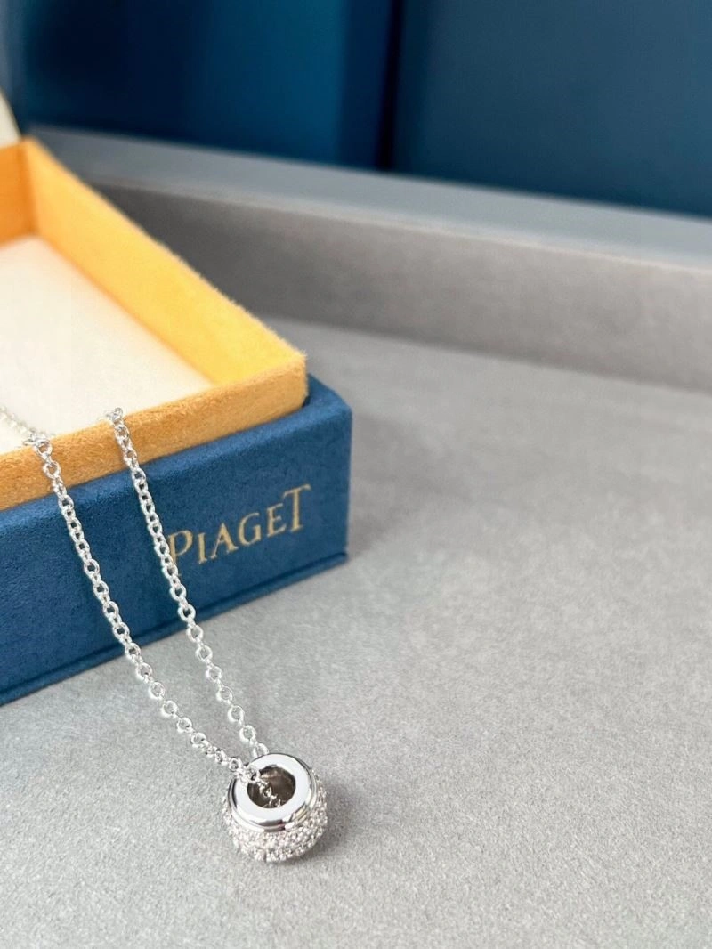 Piaget Necklaces Unique 210494