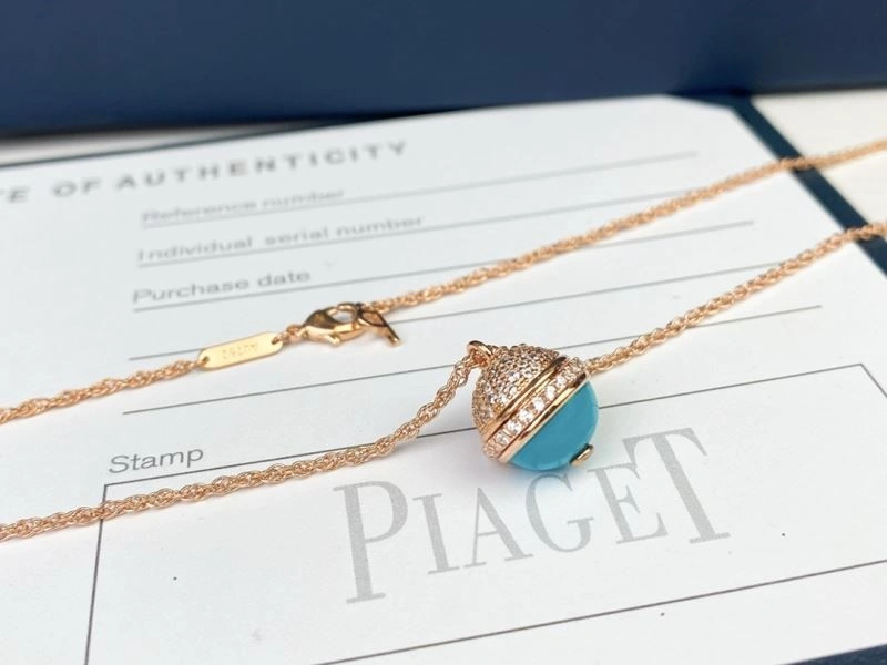 Minimalist Piaget Necklaces 209152