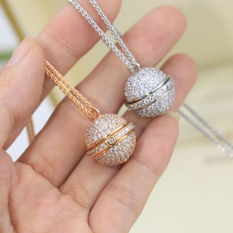 Piaget Necklaces Chic 208504