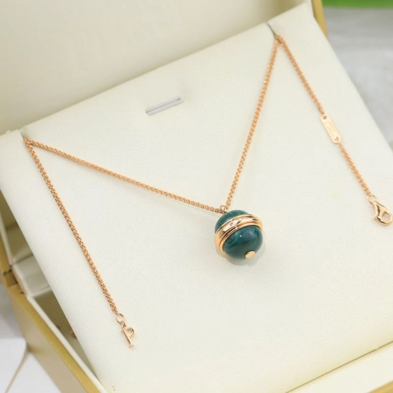 Piaget Necklaces Attractive 208513
