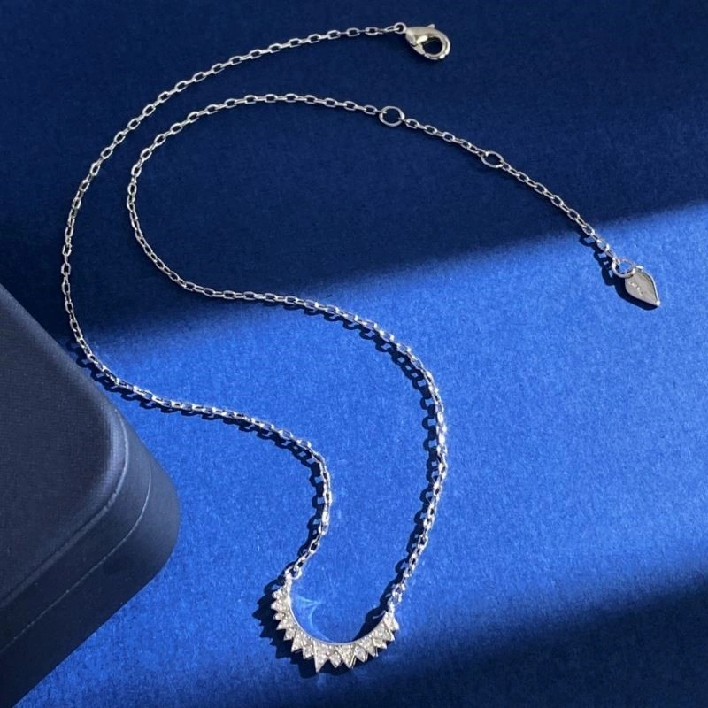 Piaget Necklaces Youthful 208491
