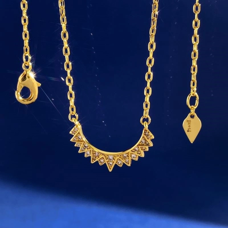 Piaget Necklaces Youthful 208491