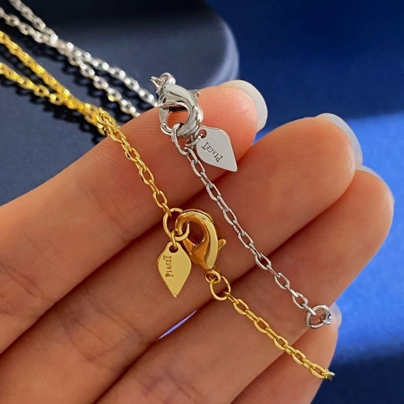 Piaget Necklaces Youthful 208491