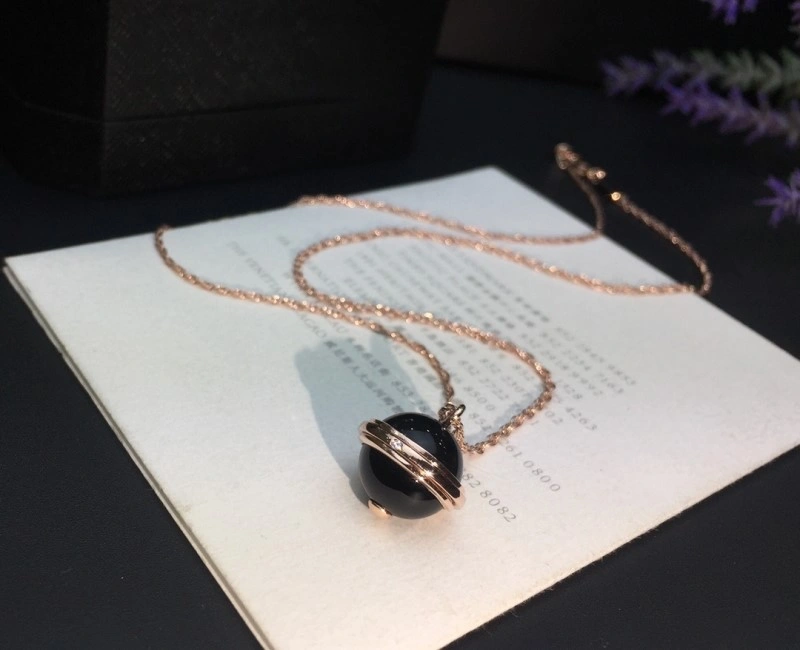 Piaget Necklaces ModernLook 208509