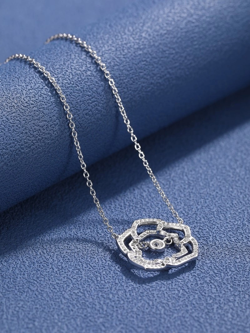 Minimalist Piaget Necklaces 207803