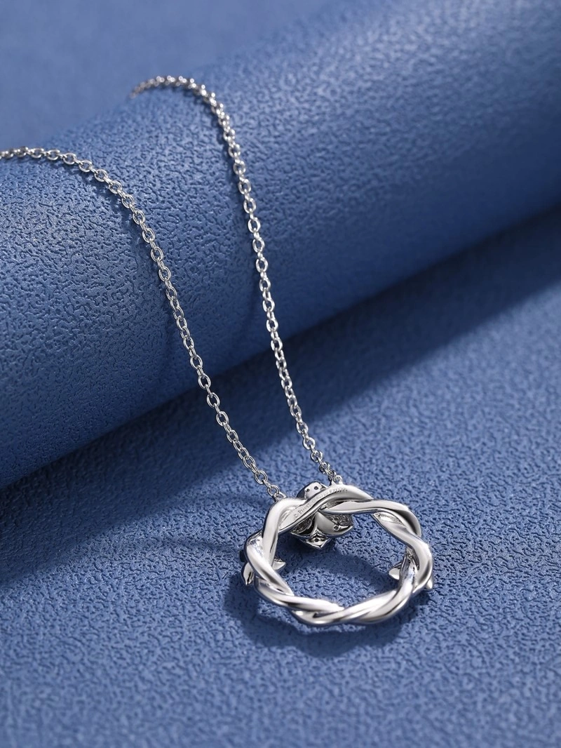 Piaget Necklaces Trendy 207793