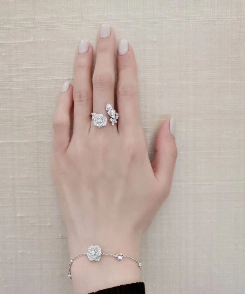 Upgraded Piaget Rings 213831