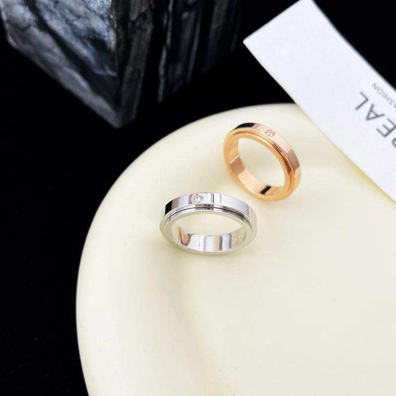 Sporty Piaget Rings 213843