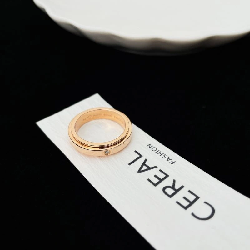Sporty Piaget Rings 213843