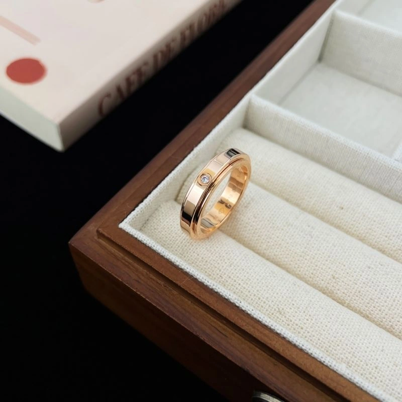 Sporty Piaget Rings 213843