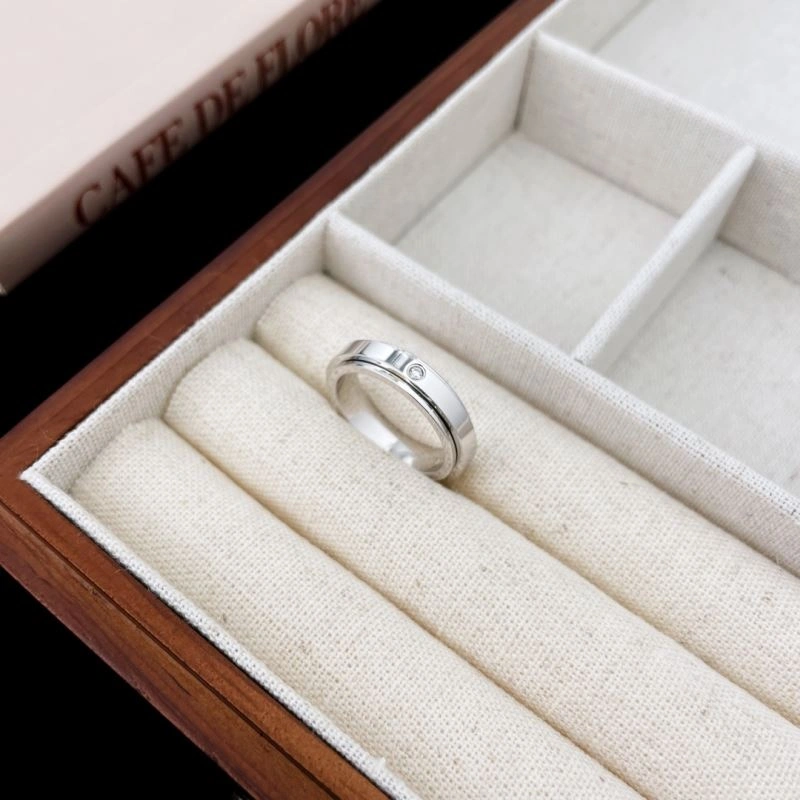 Sporty Piaget Rings 213843
