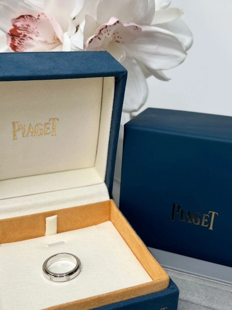 Minimalist Piaget Rings 211751