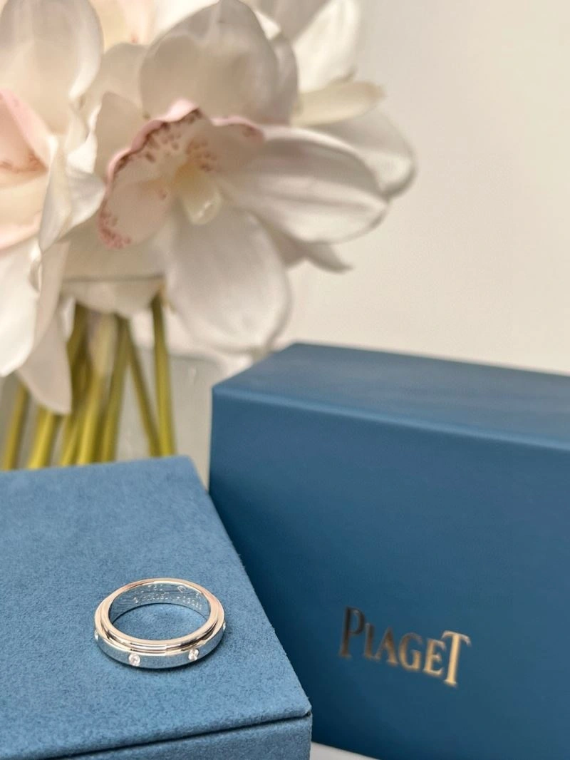 Minimalist Piaget Rings 211751