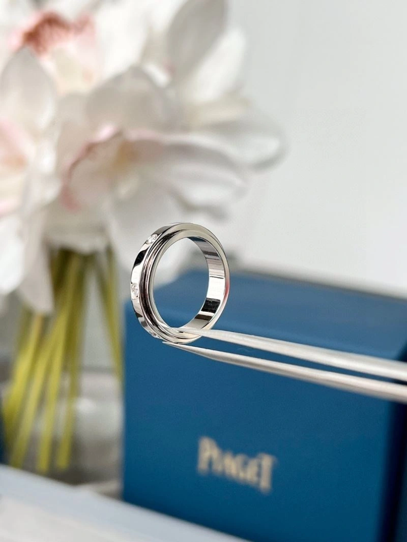 Minimalist Piaget Rings 211751