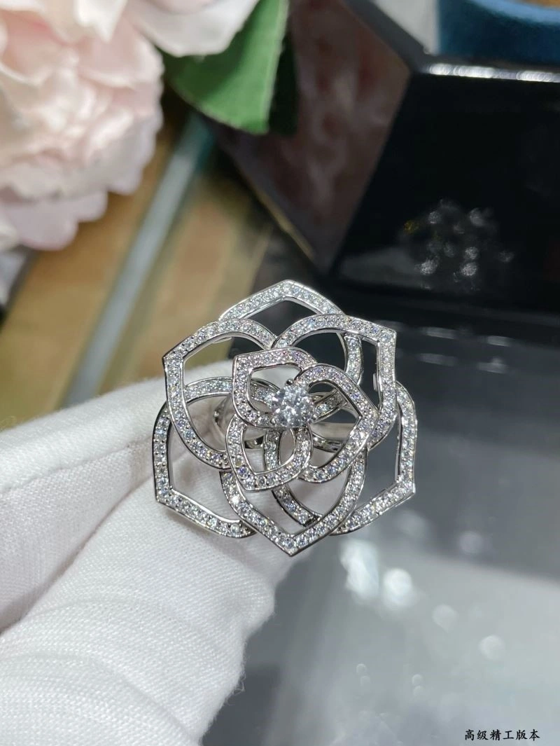 SoftTouch Piaget Rings 210440
