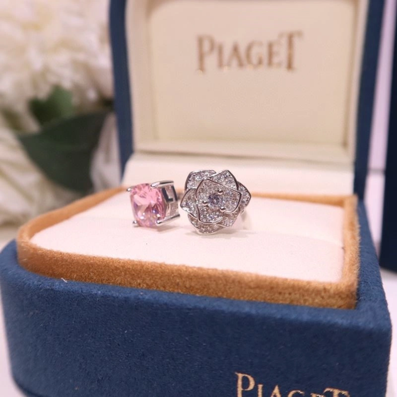 Sophisticated Piaget Rings 210449