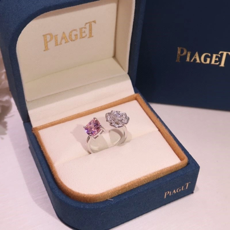 Sophisticated Piaget Rings 210449