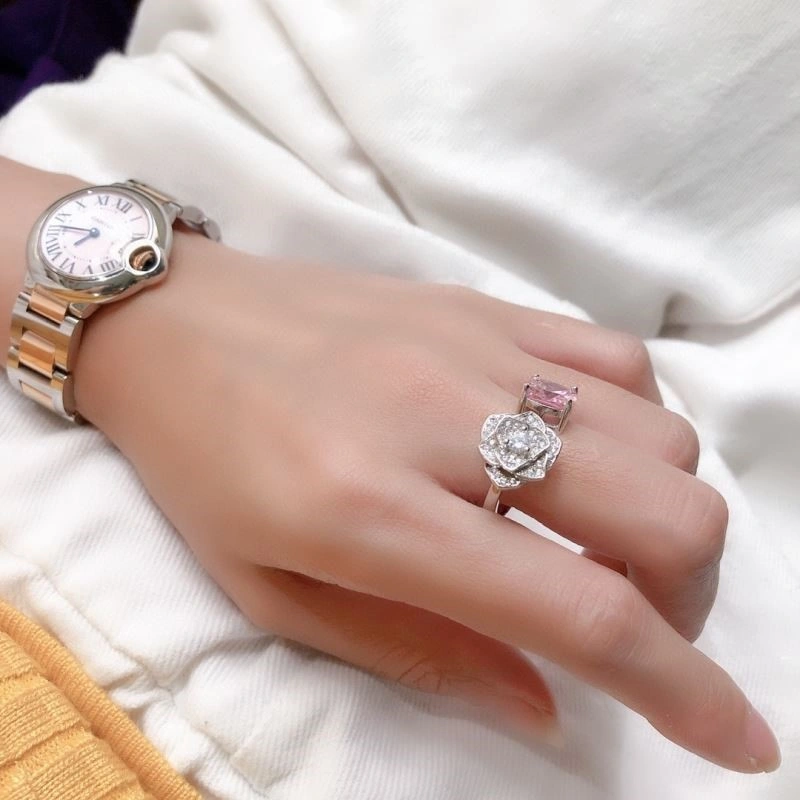 Sophisticated Piaget Rings 210449