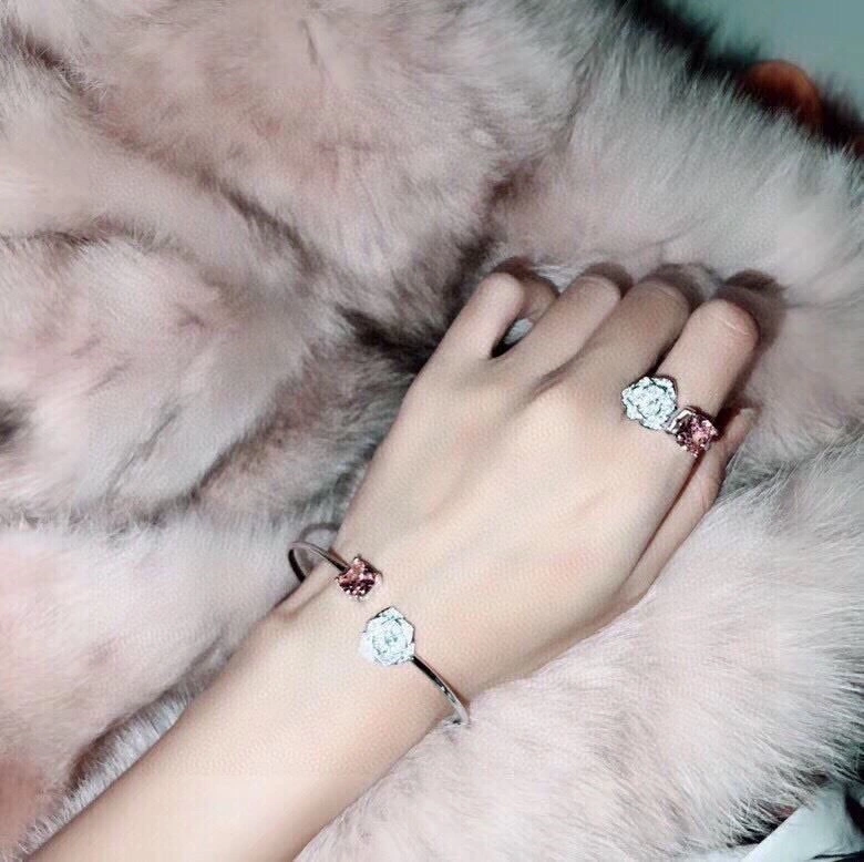 Sophisticated Piaget Rings 210449