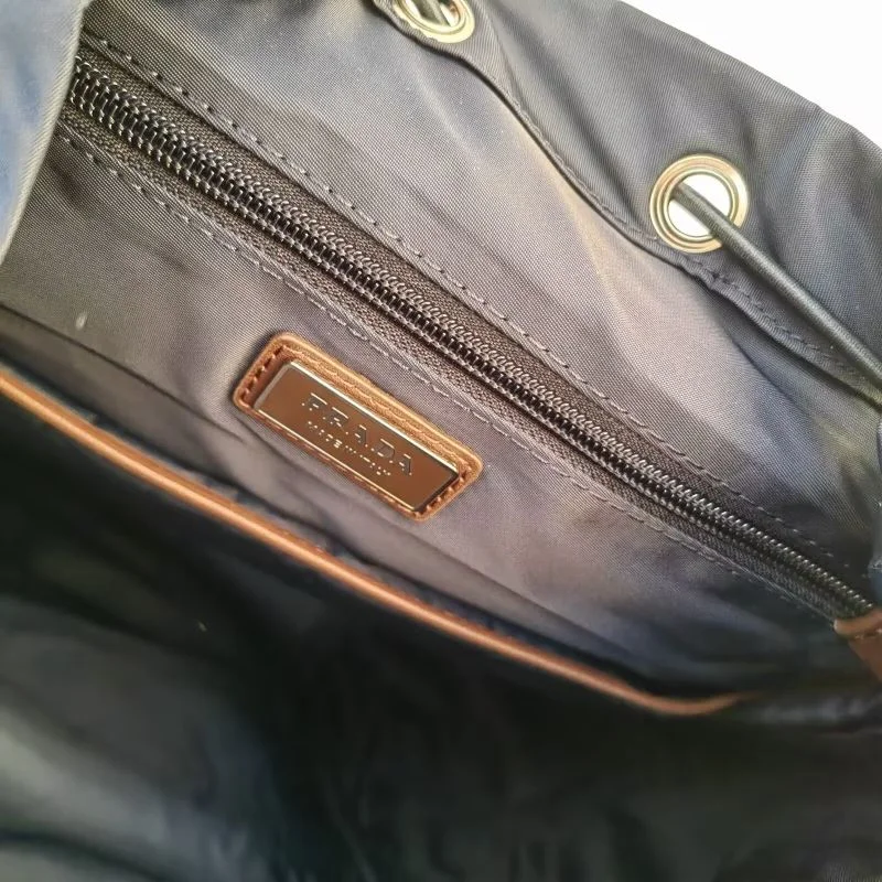 Prada Backpacks Reliable 45118