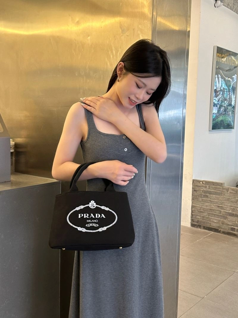 Prada Bags SmoothTexture 255641
