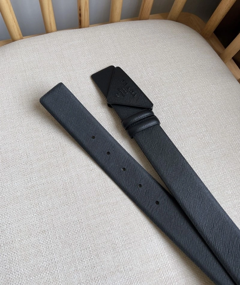 Prada Belts UrbanChic 303060