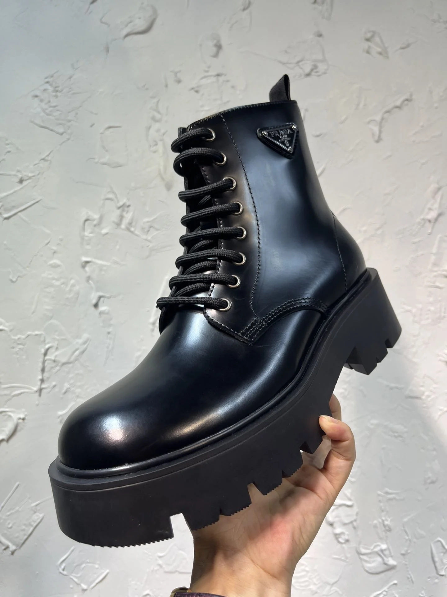 Prada Boots TimelessDesign 34297