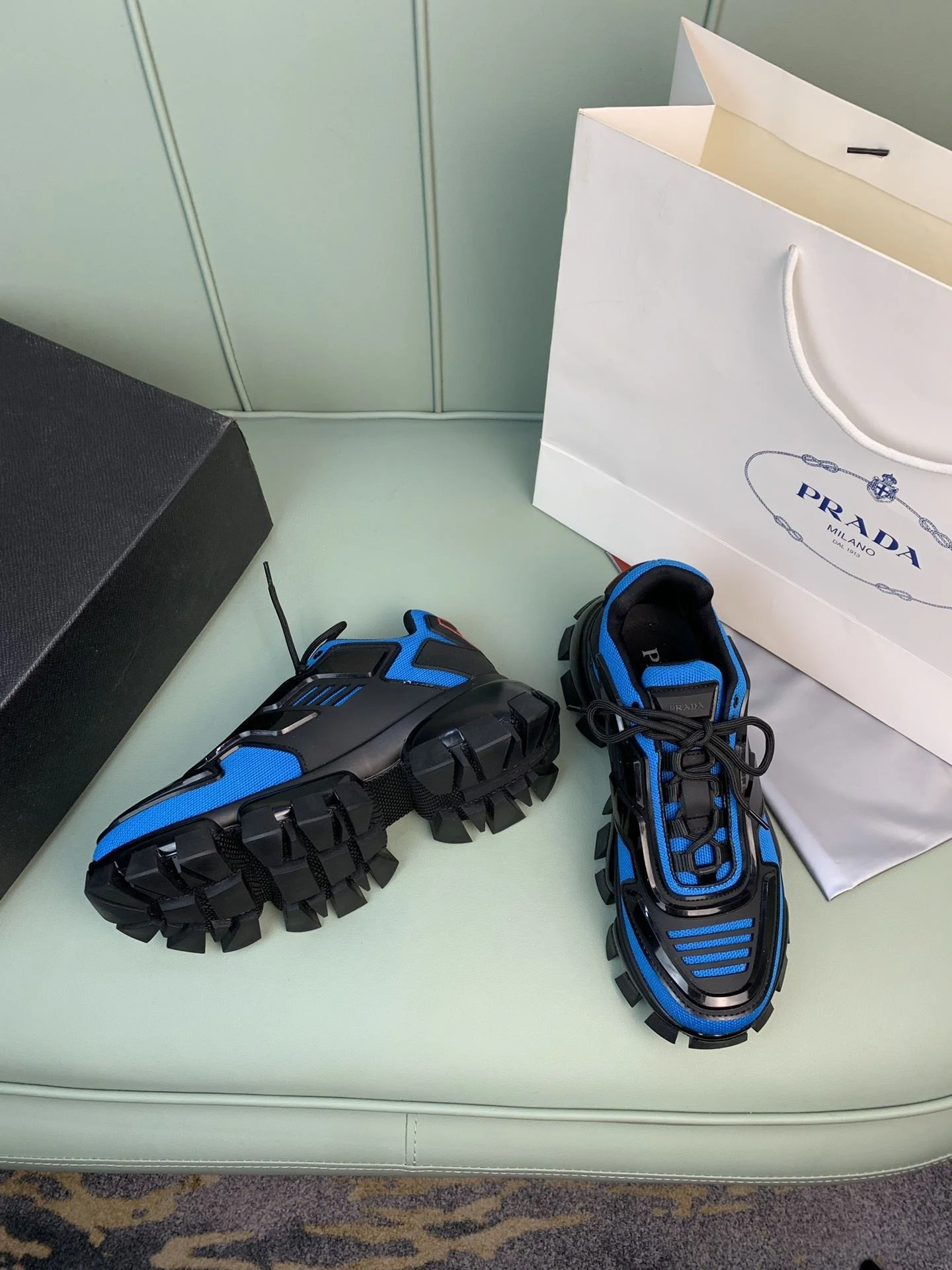 Prada Boots Sophisticated 34306