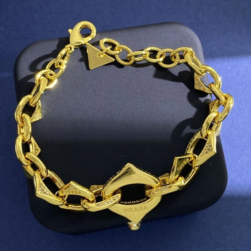 Snug Prada Bracelets 212536
