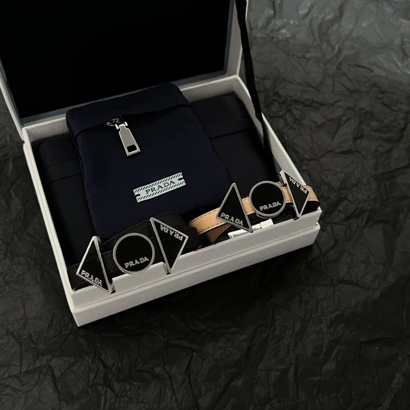 Elegant Prada Bracelets 211769