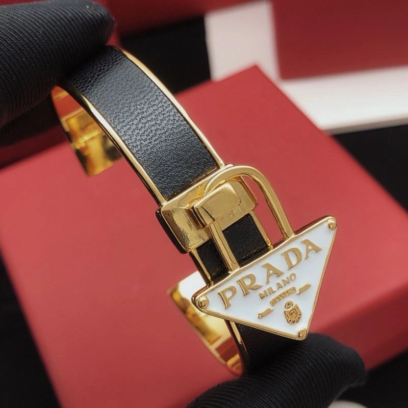 Prada Bracelets Cozy 211114