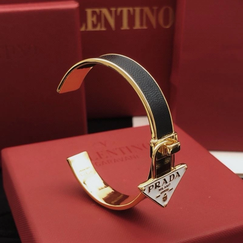Prada Bracelets Cozy 211114