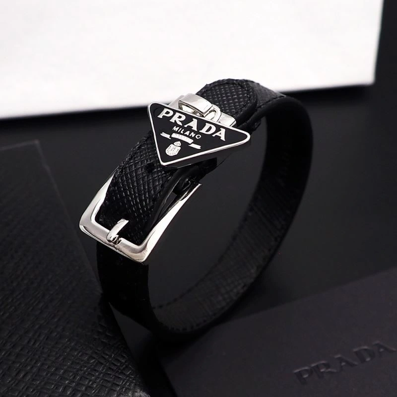 WrinkleFree Prada Bracelets 209683
