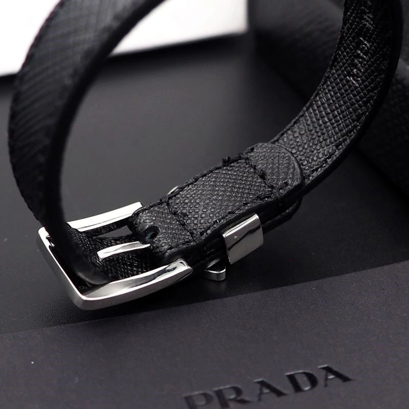 WrinkleFree Prada Bracelets 209683