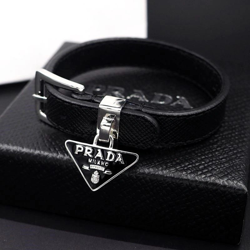 WrinkleFree Prada Bracelets 209683