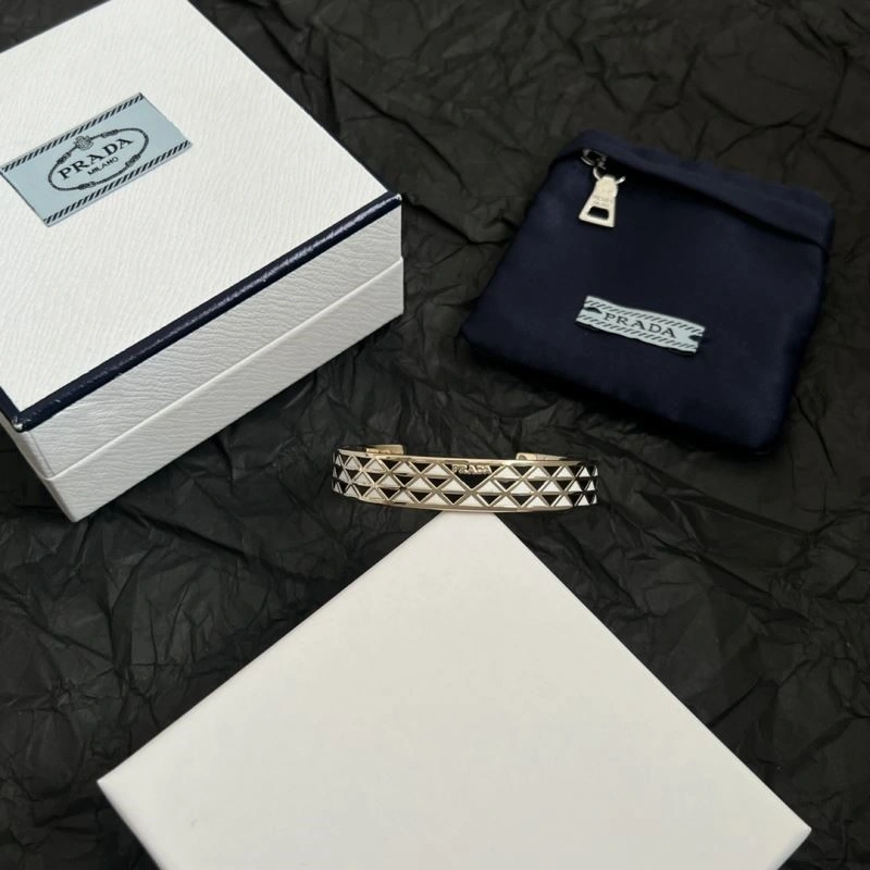 Prada Bracelets Attractive 208512