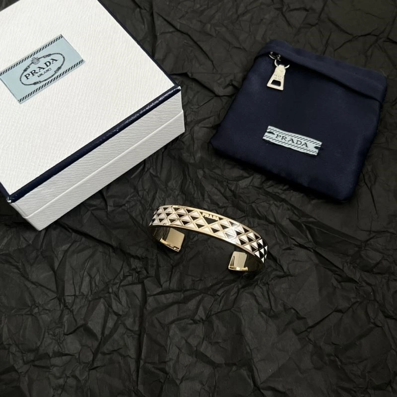 Prada Bracelets Attractive 208512