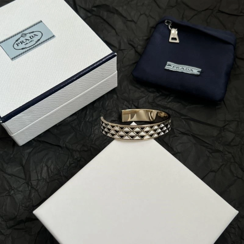 Prada Bracelets Attractive 208512