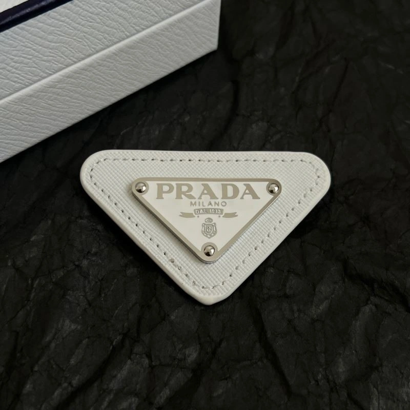 Prada Brooches Flexible 210431