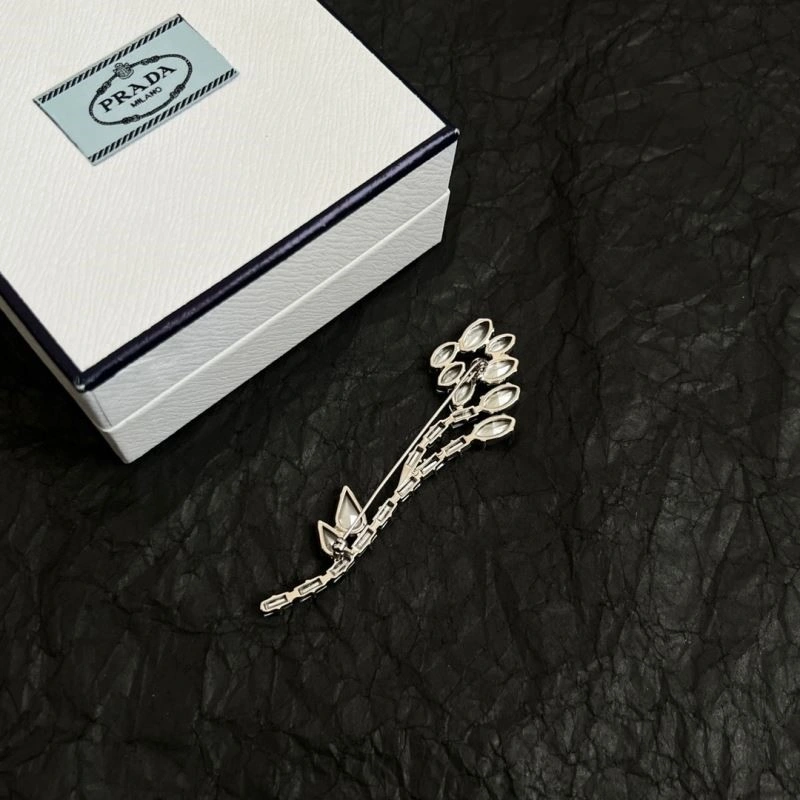 Affordable Prada Brooches 209685