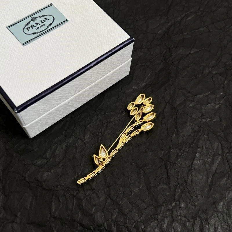 Prada Brooches Snug 209674